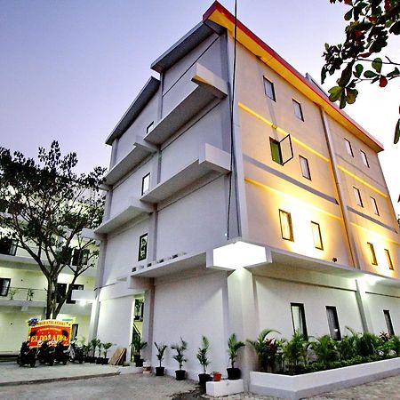 D'Paragon Medokan Ayu Surabaya Exterior foto